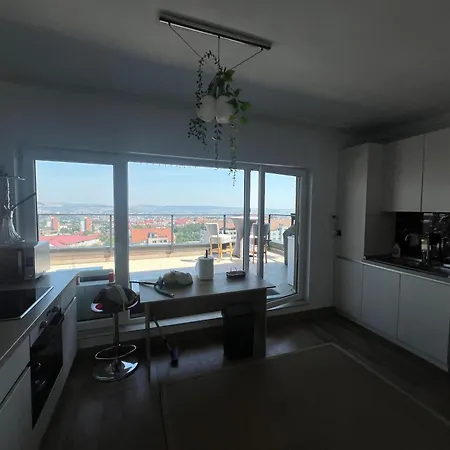 Penthouse With Amazing Views Lägenhet *